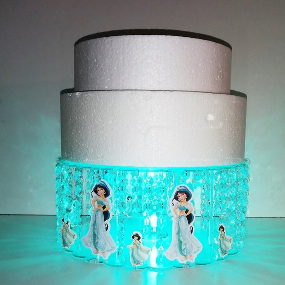 LED Acrylic Crystal Jasmine inspired Stand Disney - Picture 2 of 4